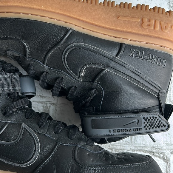 Nike Air Force 1 Gore-Tex Boot 'Black Gum' - Picture 4 of 12